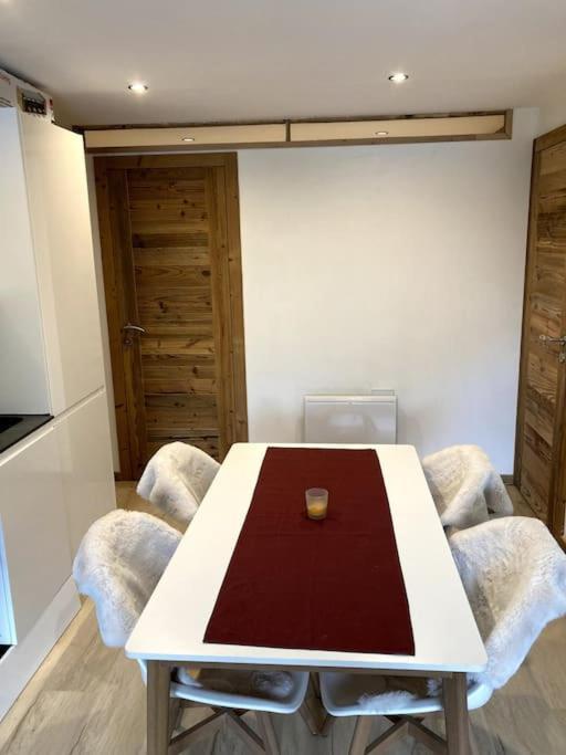 1650 Moriond - 2 Double Bedroom Near Snow Front Appartement Courchevel