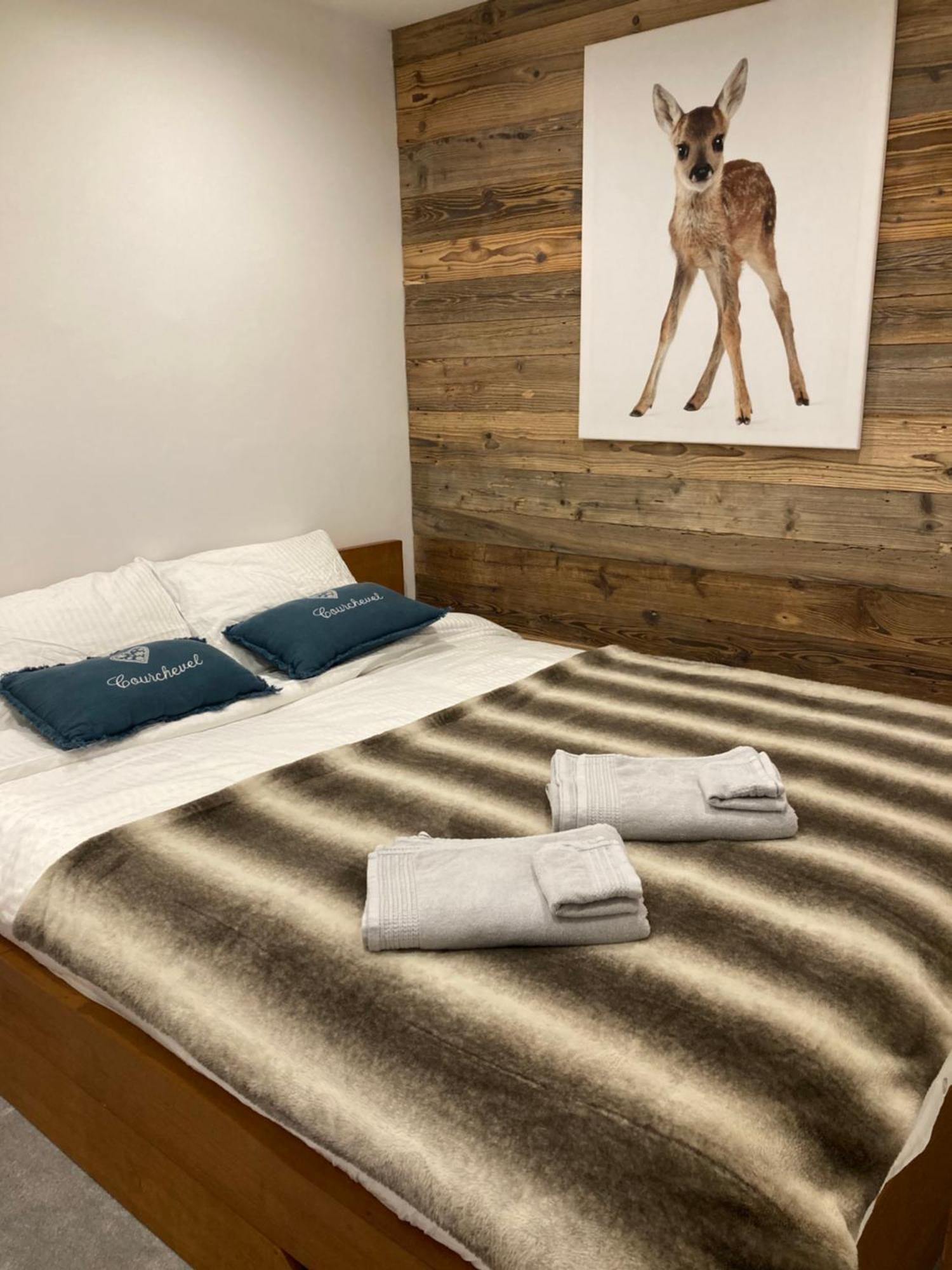 1650 Moriond - 2 Double Bedroom Near Snow Front *